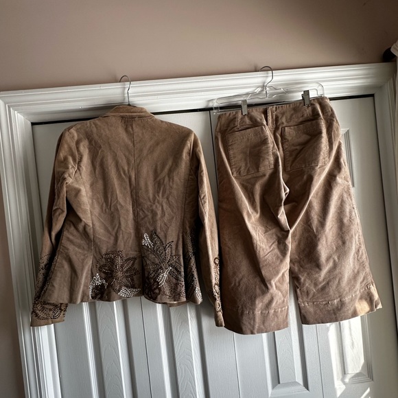 Vintage Beaded Corduroy Pant Suit Set small size 4...